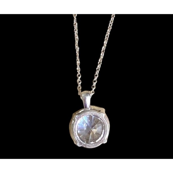 Clear Solitaire Rhinestone Pendant Necklace Silver Tone Chain Classic Elegant - Picture 6 of 8